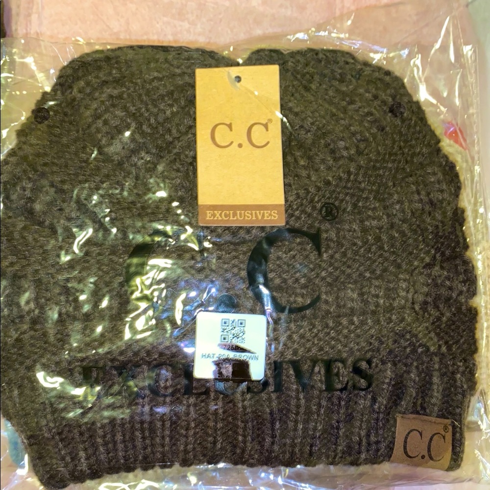 Woman’s beanie hat